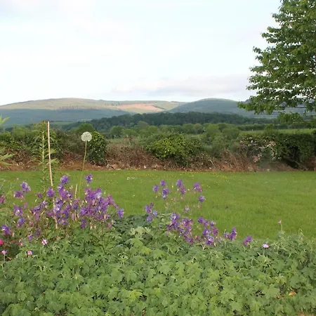 The Farm Cottages *